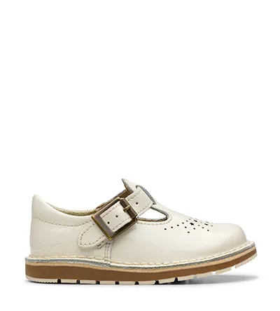 CLARKS JOYFUL SKIP WHITE F FIT