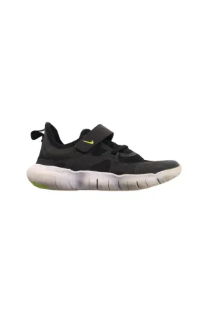 Nike Sneakers (EU32)