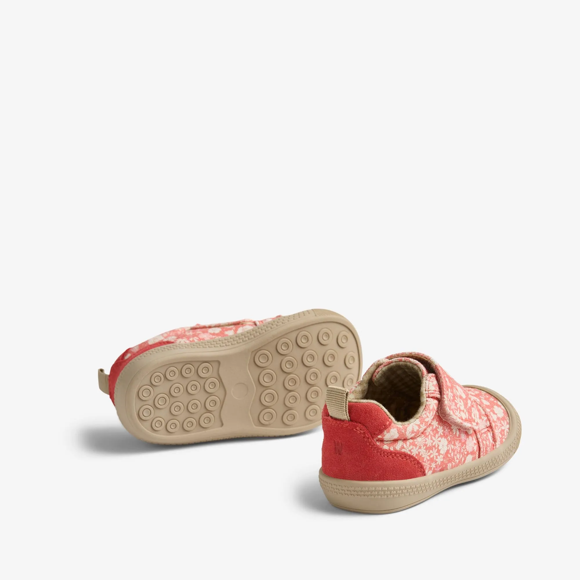 Prewalker Kei - coral flowers