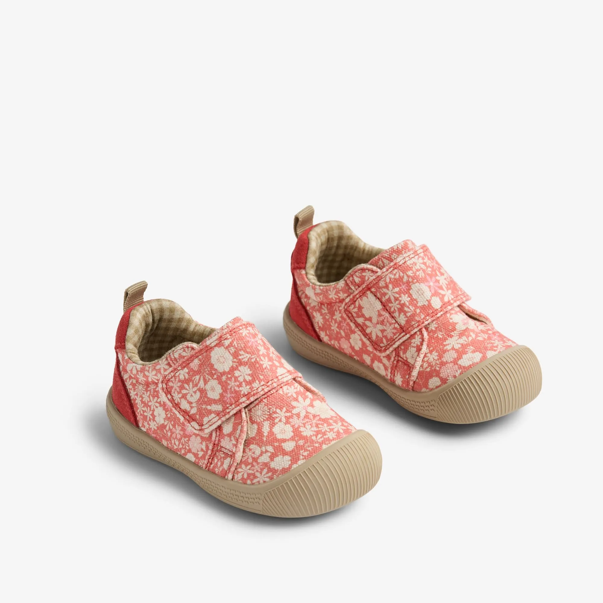 Prewalker Kei - coral flowers