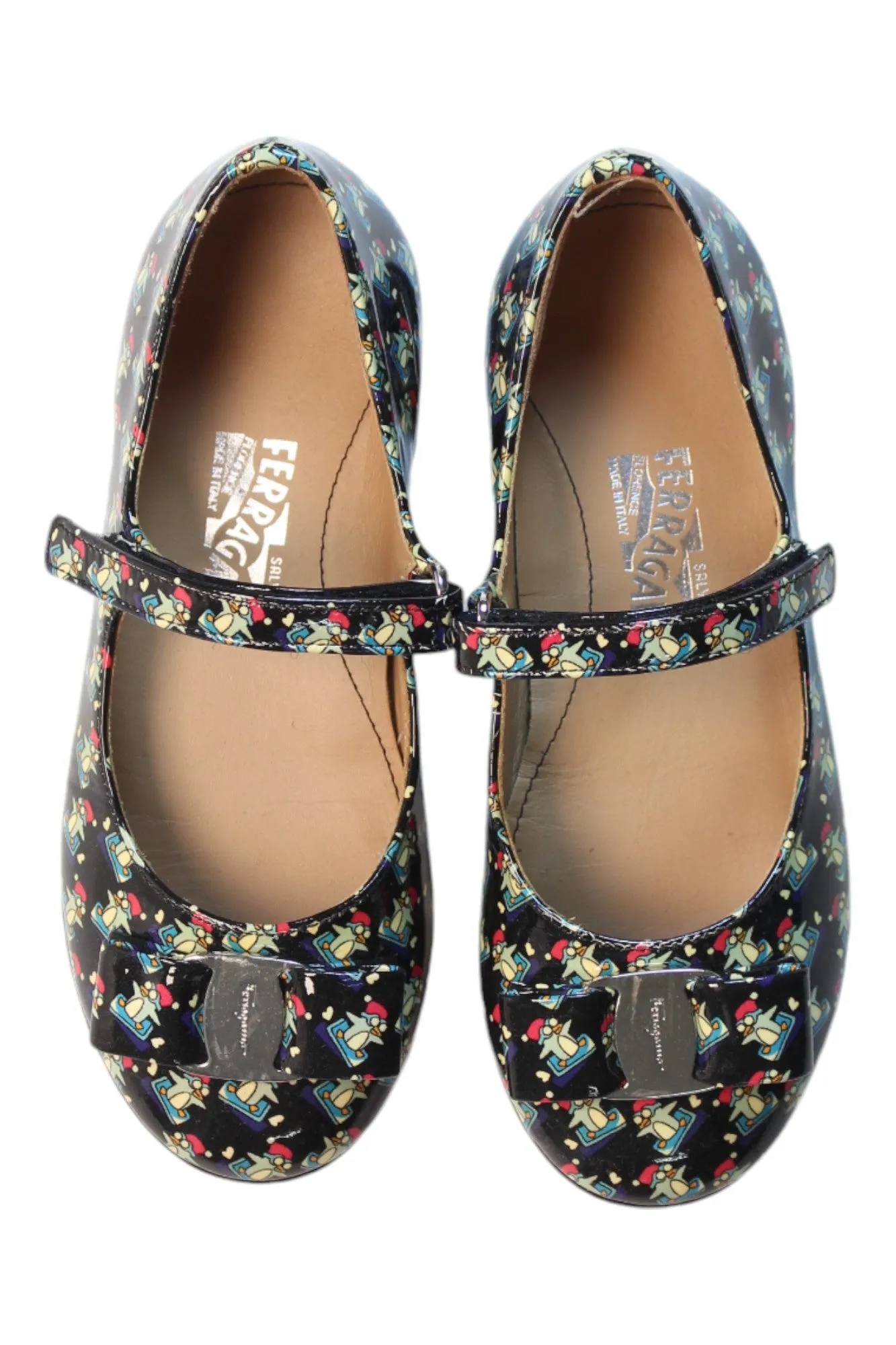 Salvatore Ferragamo Flats 5T (EU28)