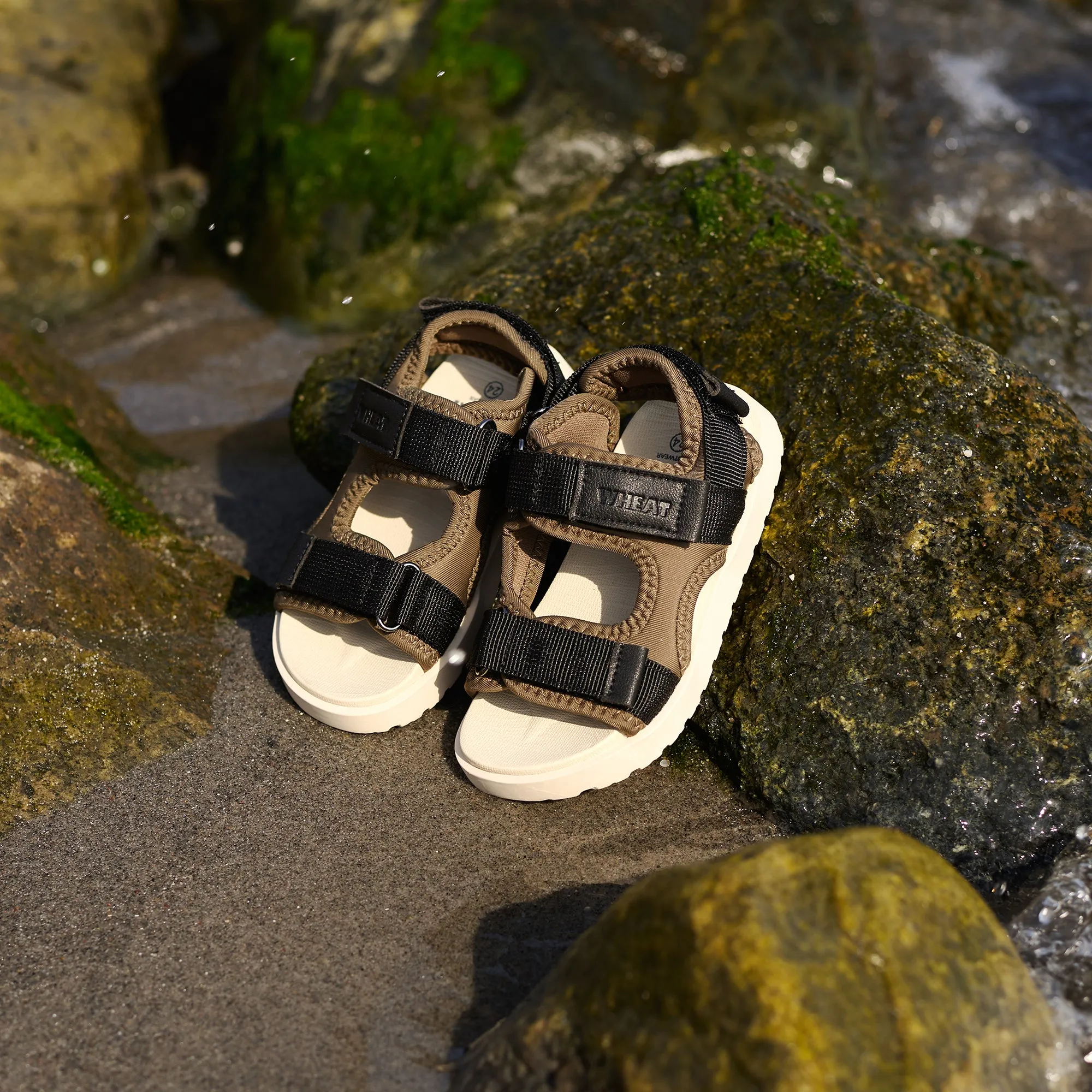 Sandal Mandy - dry pine