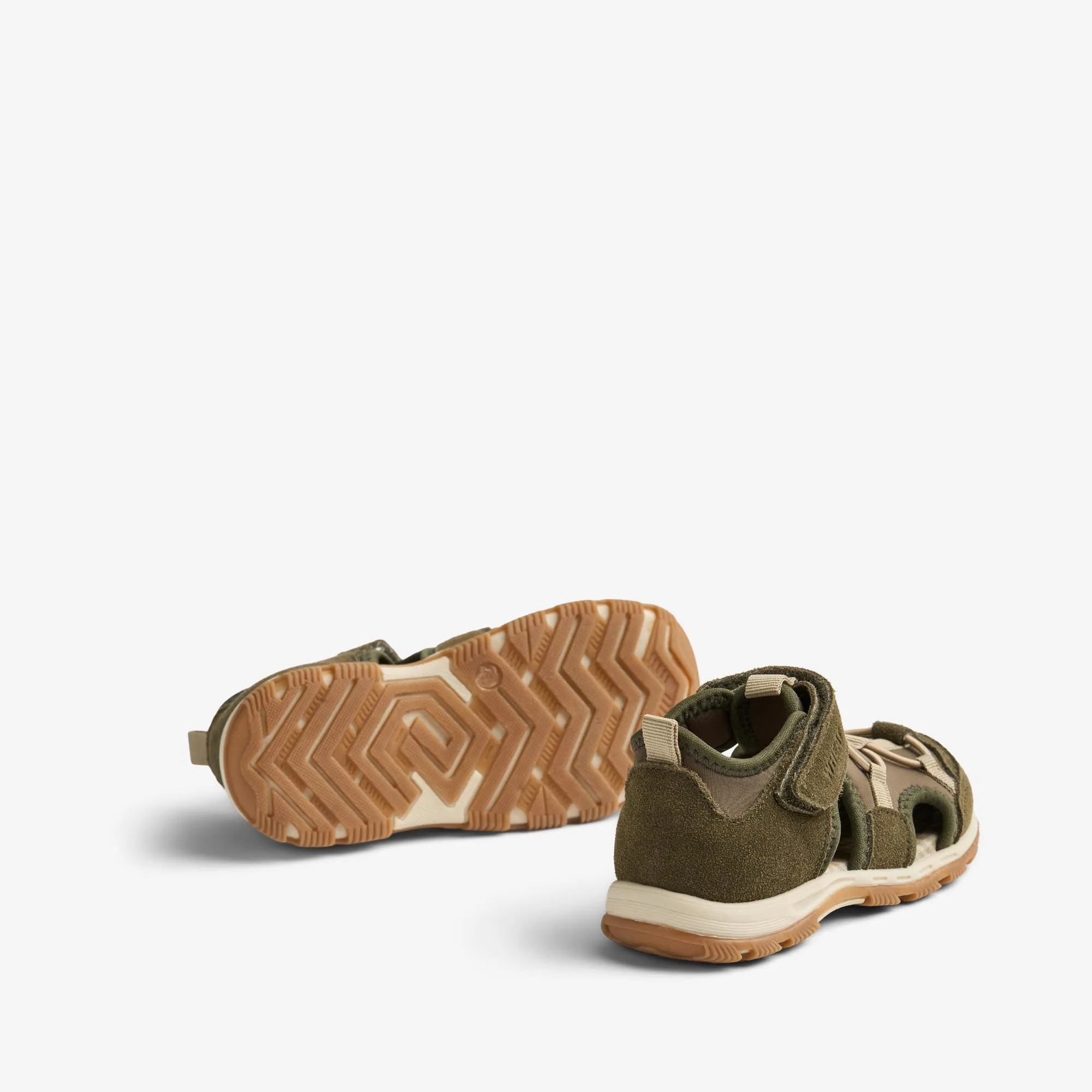 Sandal Mingi - dry pine